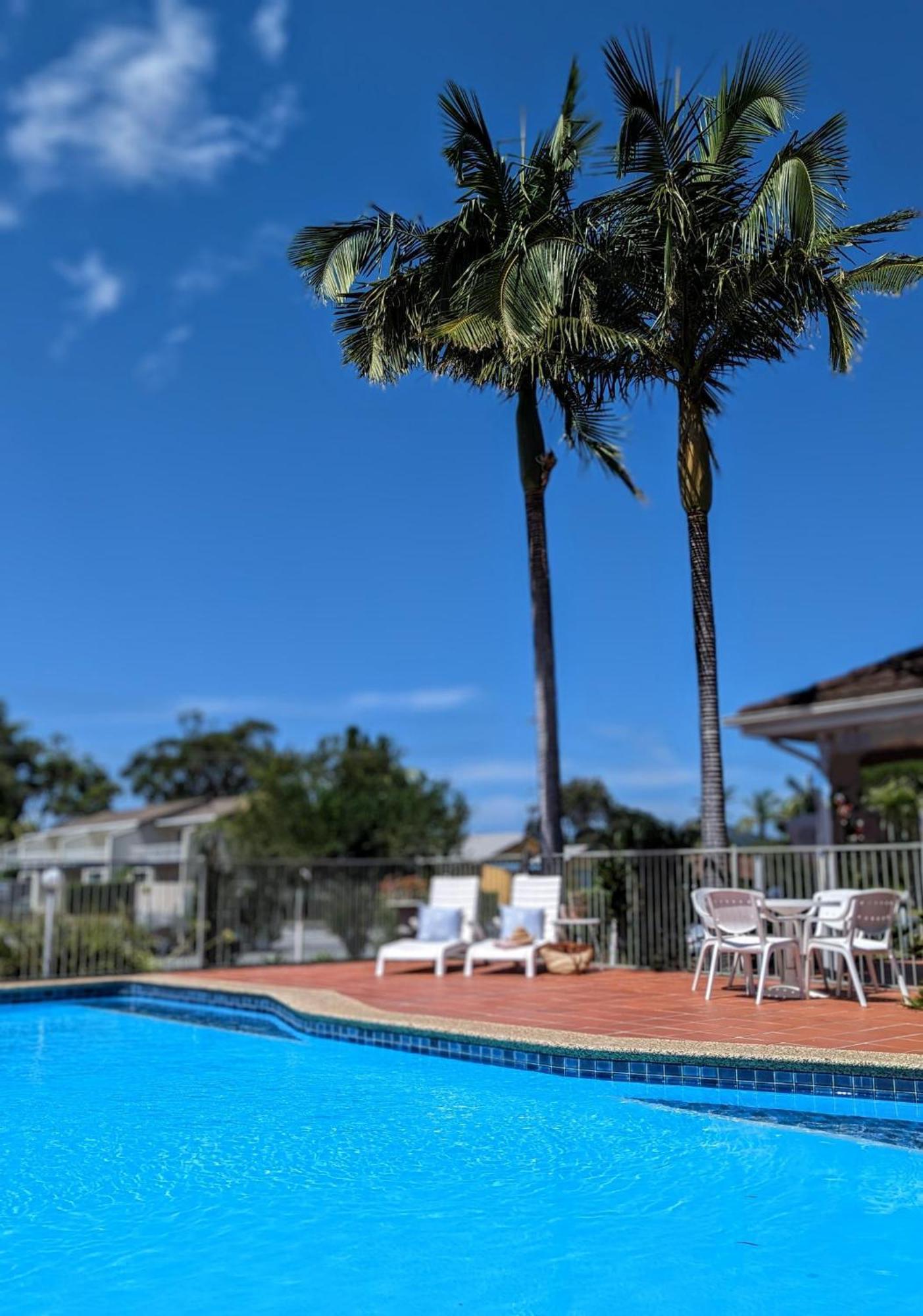 Island Palms Motor Inn Forster Ngoại thất bức ảnh
